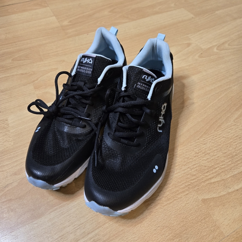 Ryka sky walk crush
